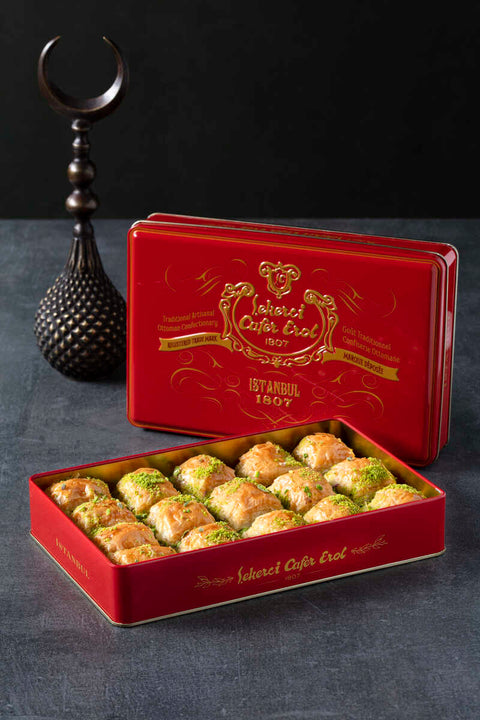 Şekerci Cafer Erol Buttery Dry Baklava with Pistachio in Red Tin Box - 900 g